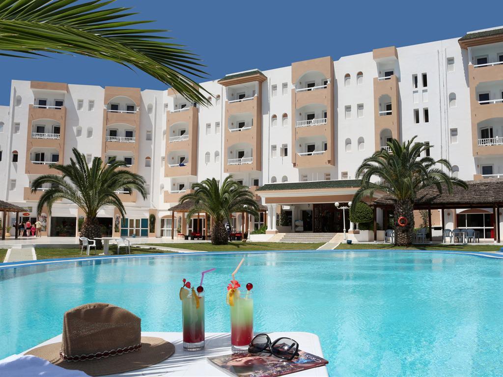 Hotel Zenith الحمامات المظهر الخارجي الصورة